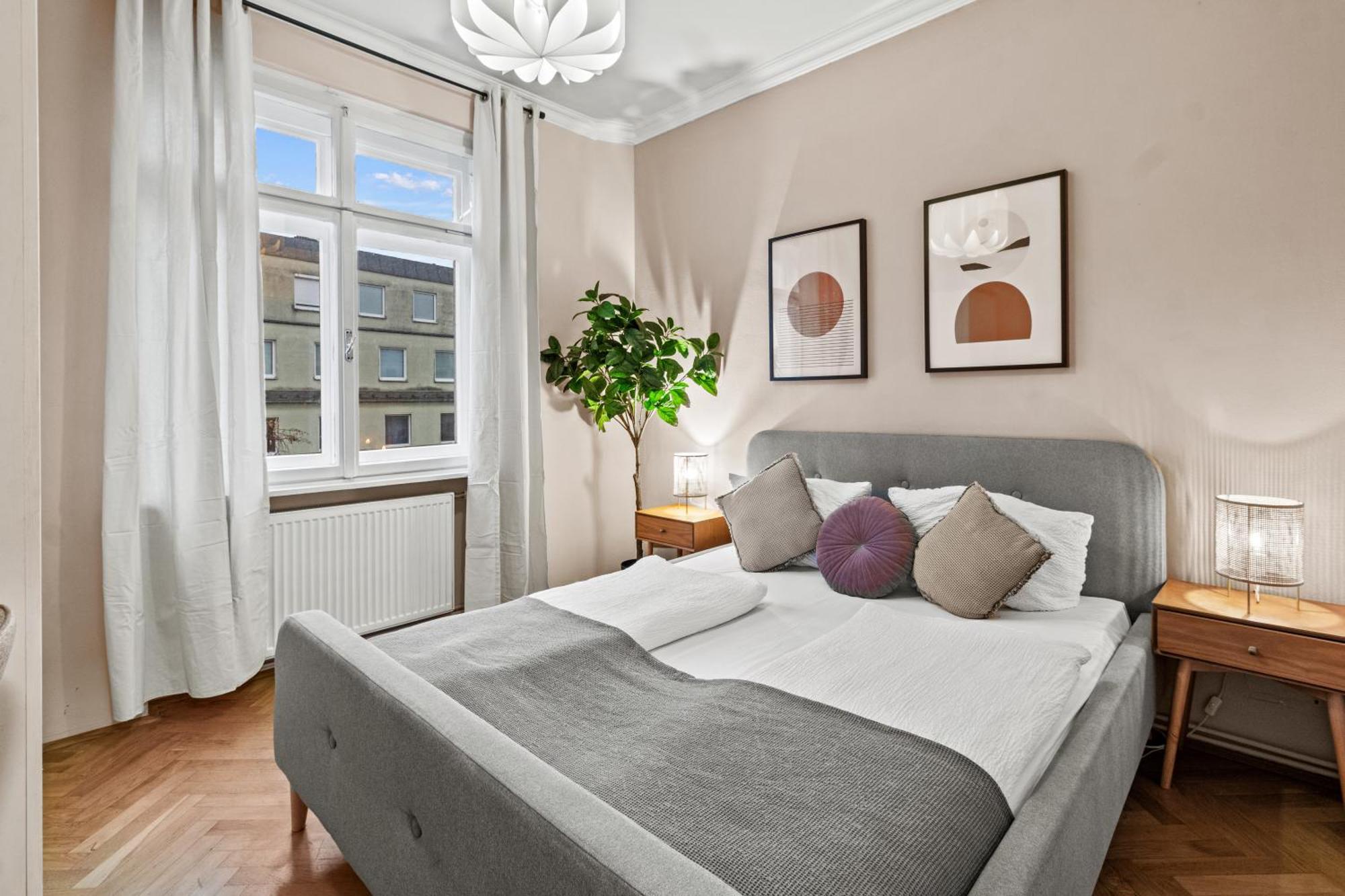 Modern Apartment, 3 Min To "U3 Neubaugasse" Vienna Esterno foto