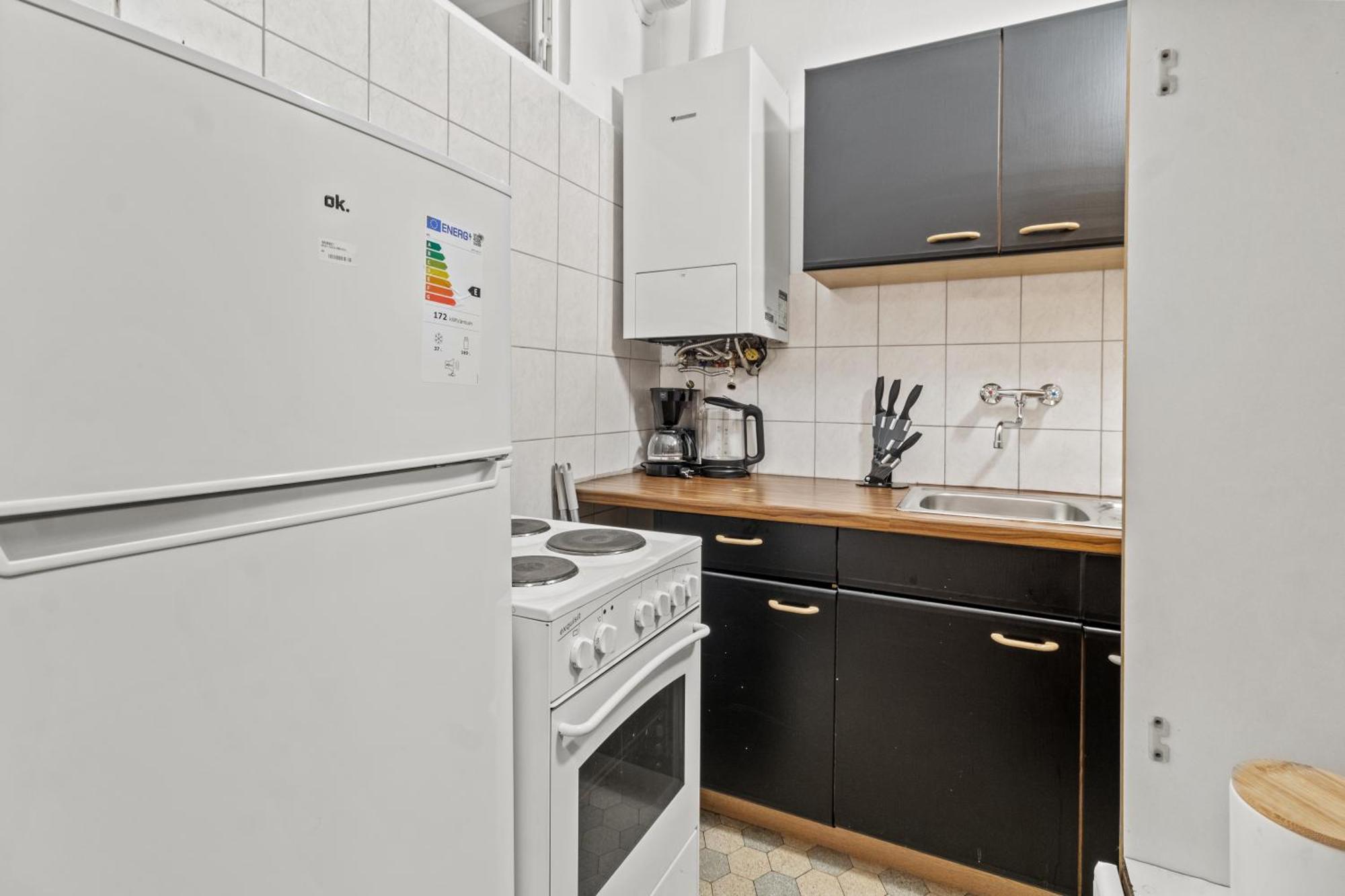 Modern Apartment, 3 Min To "U3 Neubaugasse" Vienna Esterno foto